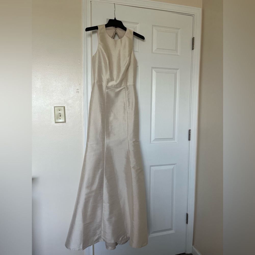 ALFRED SUNG Cream Maxi Dress